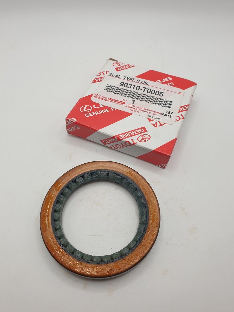 САЛЬНИК ПОЛУОСЕВОЙ TOYOTA 90310T0006