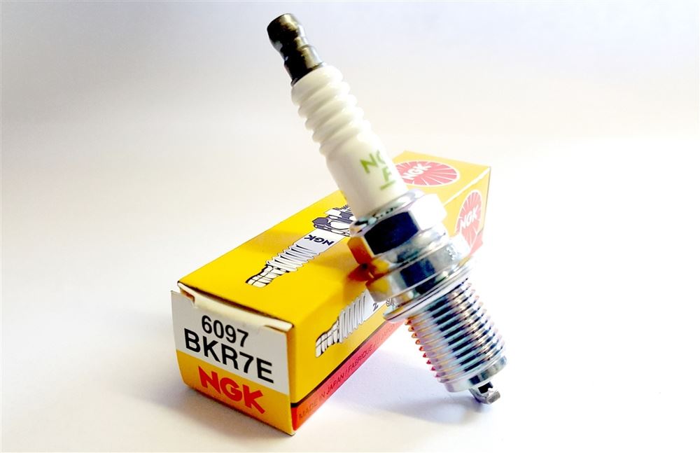 СВЕЧА ЗАЖИГАНИЯ NGK BKR7E