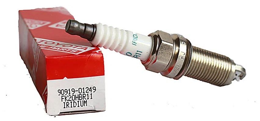 СВЕЧА ЗАЖИГАНИЯ TOYOTA 9091901249