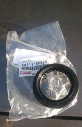 САЛЬНИК ПРИВОДА TOYOTA 9031150025
