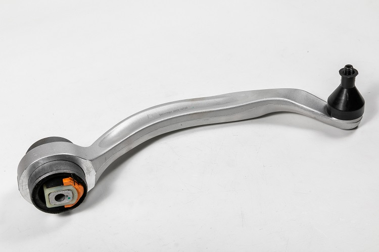 РЫЧАГ ПОДВЕСКИ JD JDCP1912R