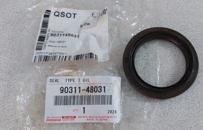 САЛЬНИК КОЛЕНВАЛА TOYOTA 9031148031