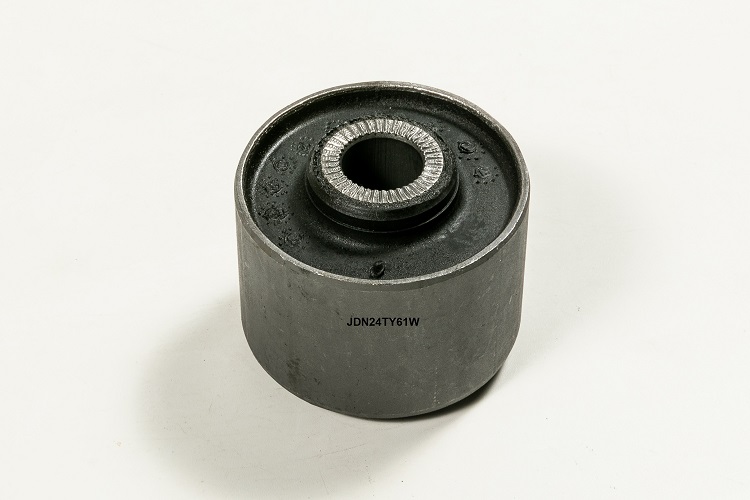 САЙЛЕНТБЛОК РЫЧАГА ПОДВЕСКИ JD JRR0109