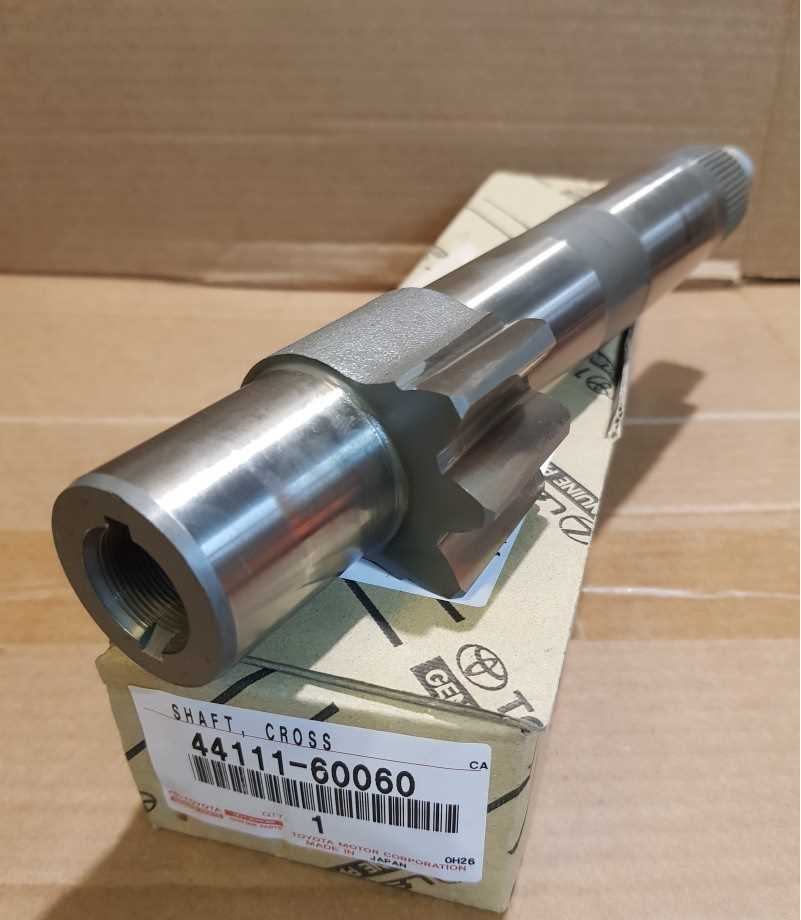 ВАЛ РУЛЕВОГО РЕДУКТОРА TOYOTA 4411160060