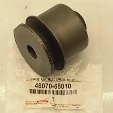 САЙЛЕНТБЛОК РЫЧАГА ПОДВЕСКИ TOYOTA 4807068010