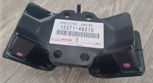 ОПОРА ДВИГАТЕЛЯ TOYOTA 1237146210