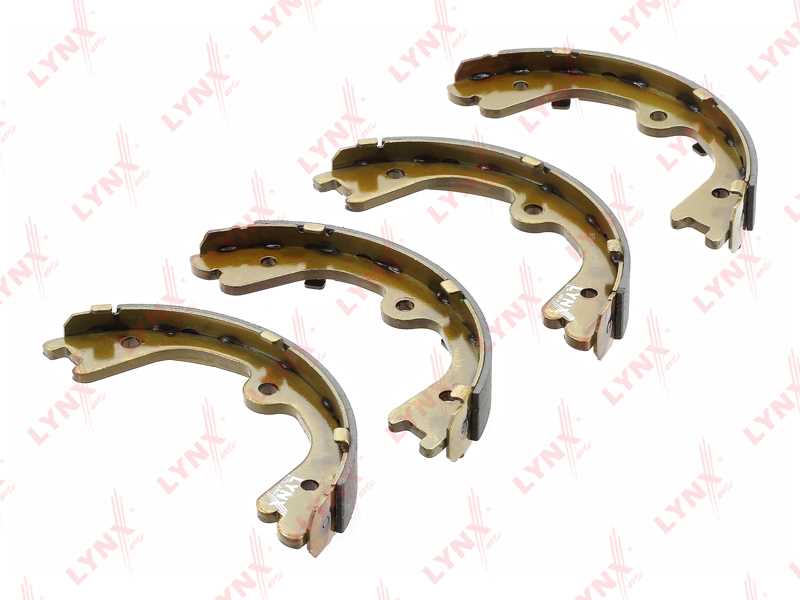 КОЛОДКИ ТОРМОЗНЫЕ БАРАБАННЫЕ LYNXauto BS5722