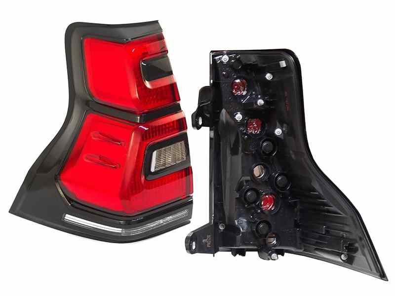 ФОНАРЬ ЗАДНИХ ГАБАРИТОВ TOYOTA 8156160C30