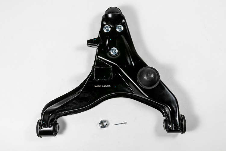 РЫЧАГ ПОДВЕСКИ JD JDCPX133R