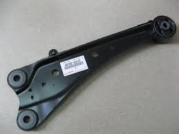 РЫЧАГ ПОДВЕСКИ TOYOTA 4876042010
