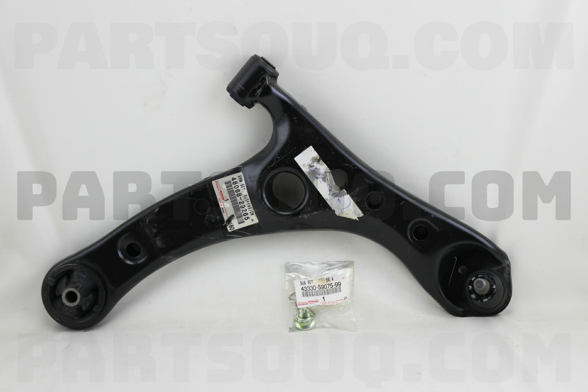 САЙЛЕНТБЛОК TOYOTA 4806829265
