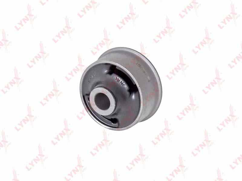 САЙЛЕНТБЛОК РЫЧАГА ПОДВЕСКИ LYNXauto C8572