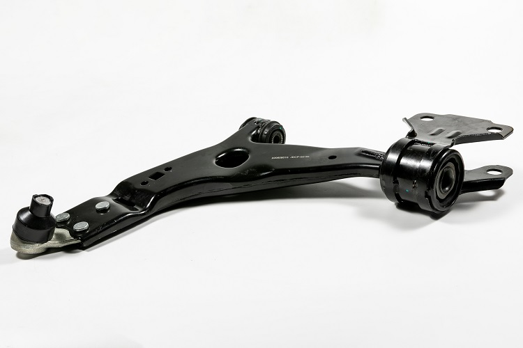 РЫЧАГ ПОДВЕСКИ GMB 02190062