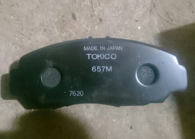 КОЛОДКИ ТОРМОЗНЫЕ ДИСКОВЫЕ TOKICO RN657M