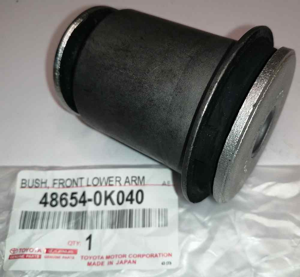 САЙЛЕНТБЛОК РЫЧАГА ПОДВЕСКИ TOYOTA 486540K040