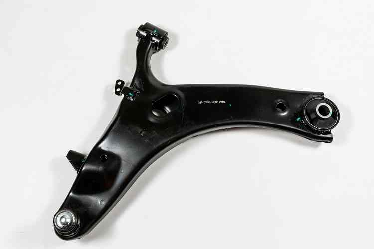 РЫЧАГ ПОДВЕСКИ JD JDCPX156L