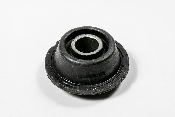 САЙЛЕНТБЛОК РЫЧАГА ПОДВЕСКИ JD JRR0628