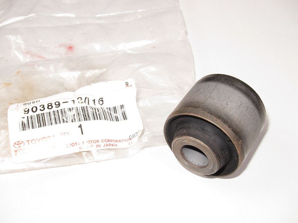 САЙЛЕНТБЛОК TOYOTA 9038912016