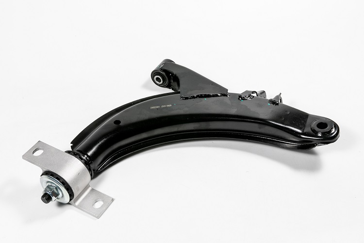 РЫЧАГ ПОДВЕСКИ JD JDCP1802R