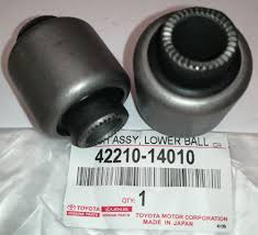 САЙЛЕНТБЛОК РЫЧАГА ПОДВЕСКИ TOYOTA 4221014010