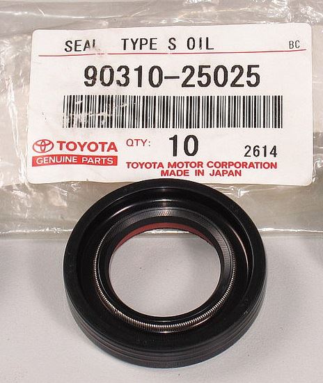 САЛЬНИК РУЛЕВОЙ РЕЙКИ TOYOTA 9031025025