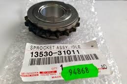 ШЕСТЕРНЯ ОБВОДНАЯ ЦЕПИ TOYOTA 1353031011