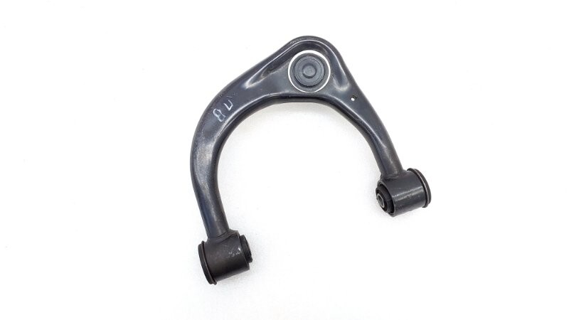 РЫЧАГ ПОДВЕСКИ TOYOTA 4861060070