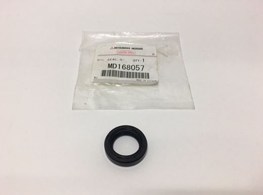 САЛЬНИК МАСЛЯНОГО НАСОСА MITSUBISHI MD168057