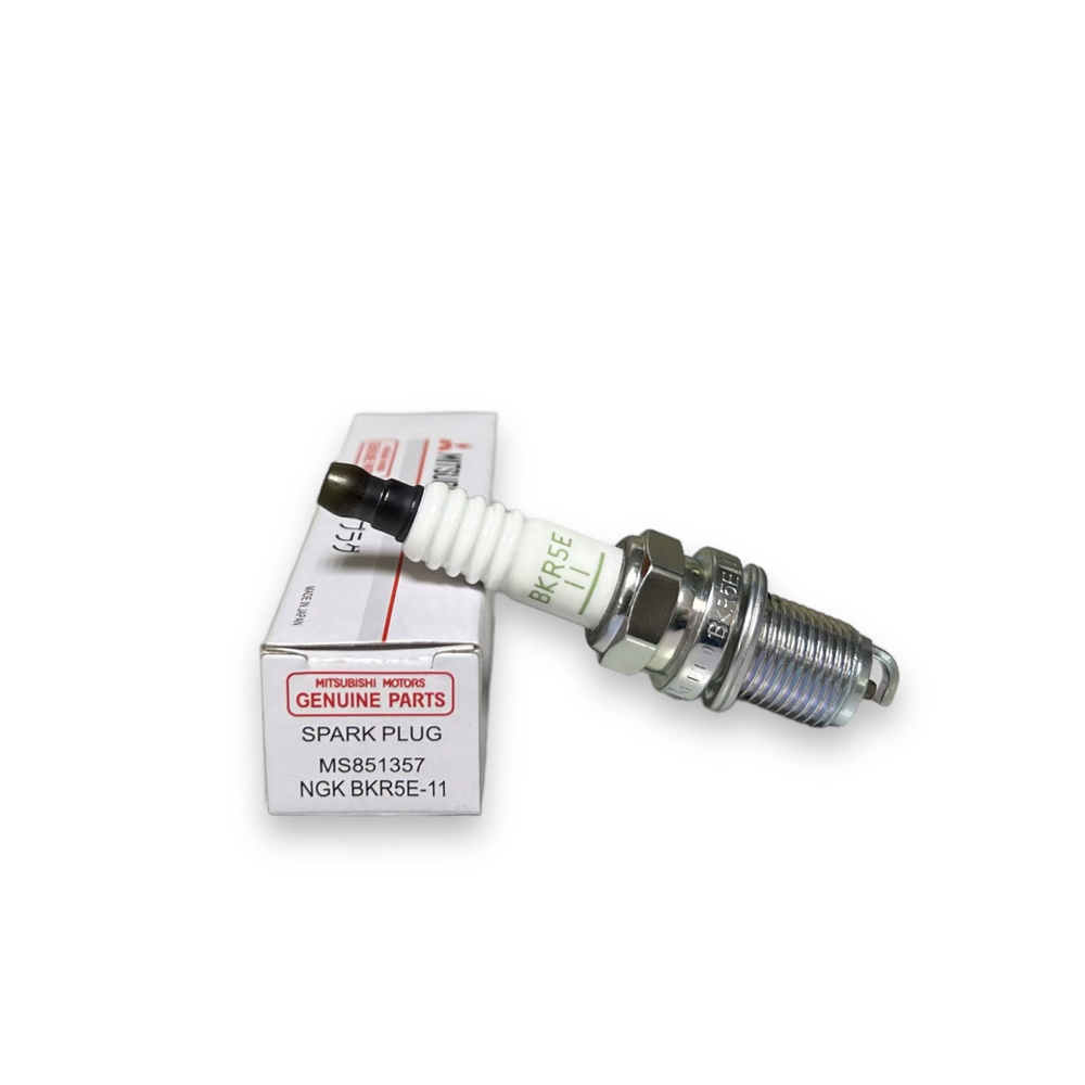 СВЕЧА ЗАЖИГАНИЯ MITSUBISHI MS851357