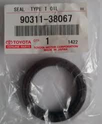 САЛЬНИК РАСПРЕДВАЛА TOYOTA 9031138067