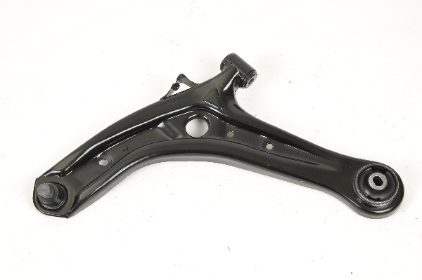 РЫЧАГ ПОДВЕСКИ SH AUTOPARTS SH31071