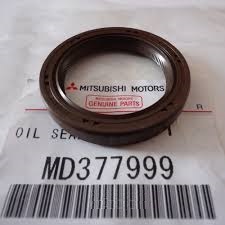 САЛЬНИК КОЛЕНВАЛА MITSUBISHI MD377999